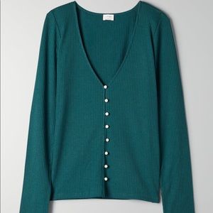 Wilfred Pearl Button Longsleeve Top